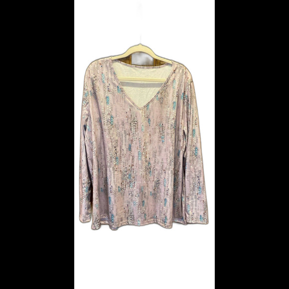 Women’s Blouse Plus Size 4X Top V Neck Purple Pattern Soft Fabric + Stretch - Picture 1 of 9